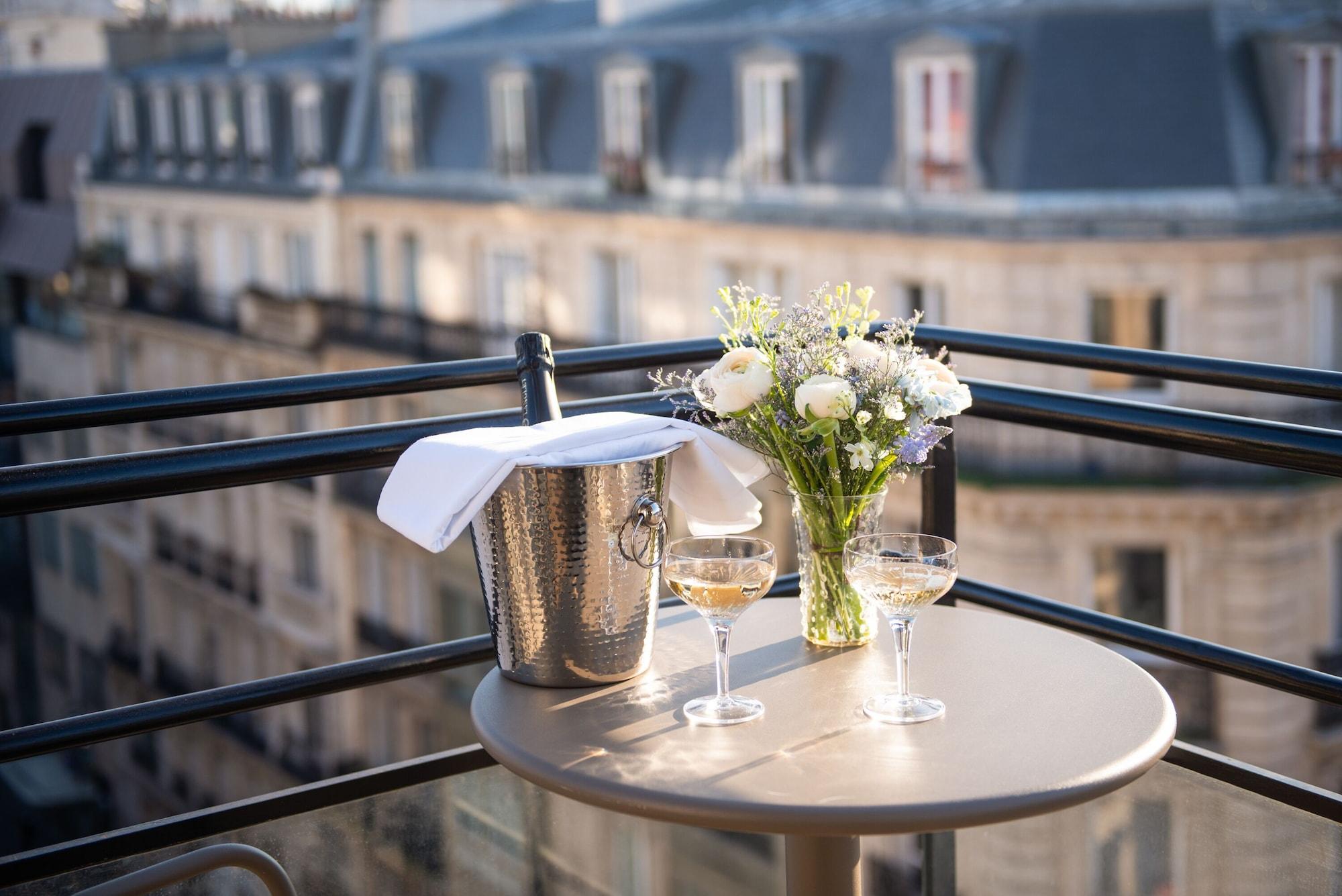 Hotel Yllen Eiffel Paris Ngoại thất bức ảnh